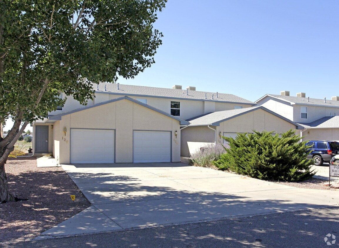 Building Photo - 118-132 W Cokedale Dr