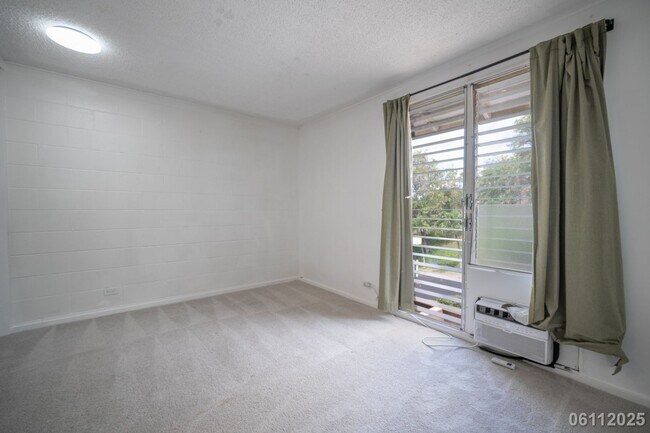 Foto del edificio - 2bd / 1ba / 1 parking Condo in Makakilo Gardens 2, Kapolei