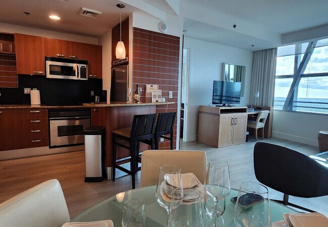 Foto del edificio - 1395 Brickell Bay Dr