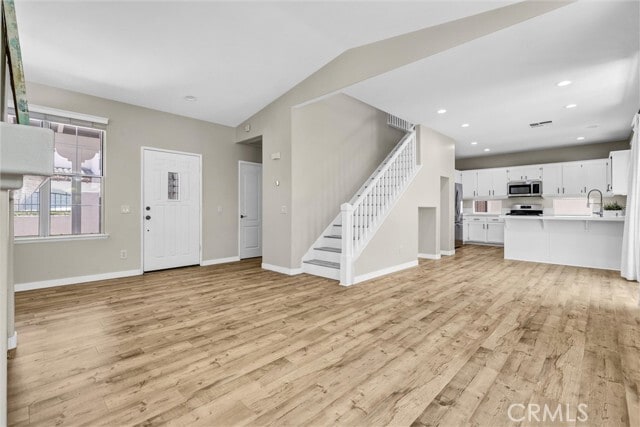 Building Photo - 37 Colony Way