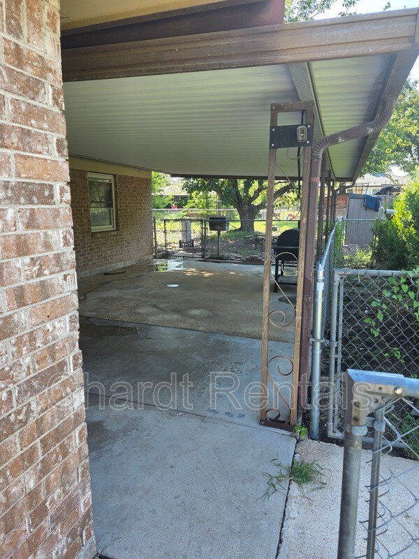 Building Photo - 1507 Richard Dr