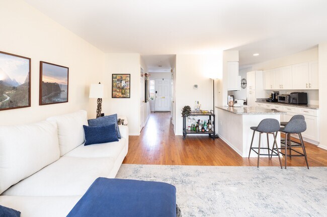 Photo - 10238 Arizona Cir House