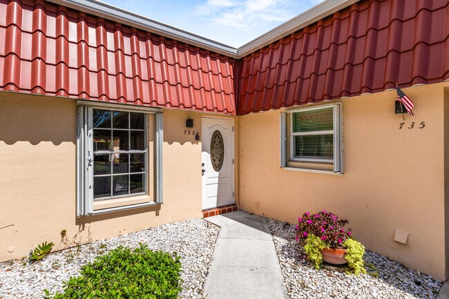 Foto del edificio - 733 Nantucket Cir