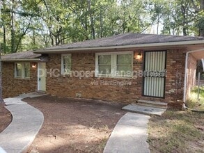 Building Photo - 6505 Raymond Dr