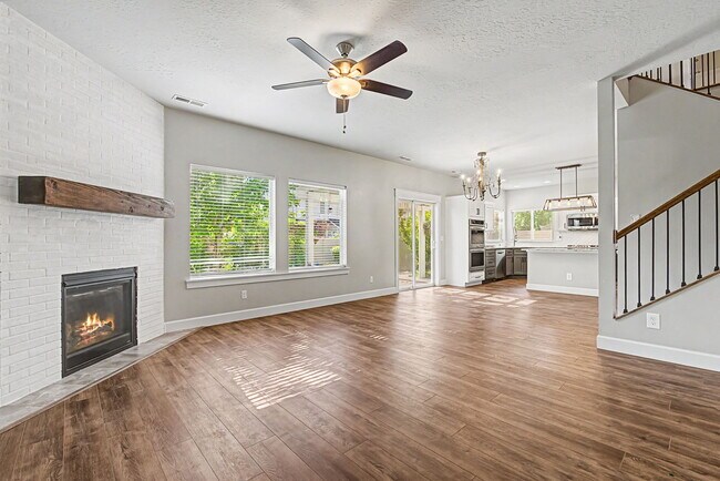 Foto del edificio - 5140 N Elmstone Ave