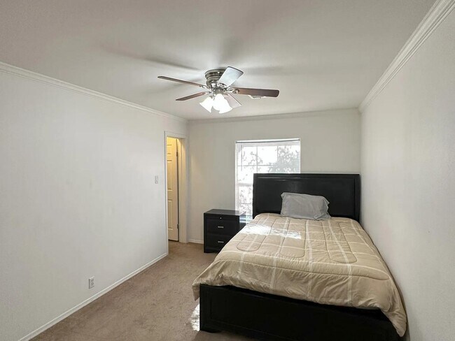 Foto del edificio - 5529 Mesa Cir