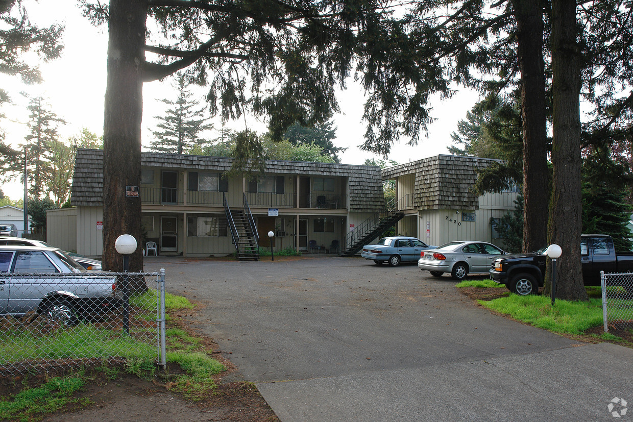 2420 SE 130th Ave, Portland, OR 97233 - Apartments in Portland, OR ...