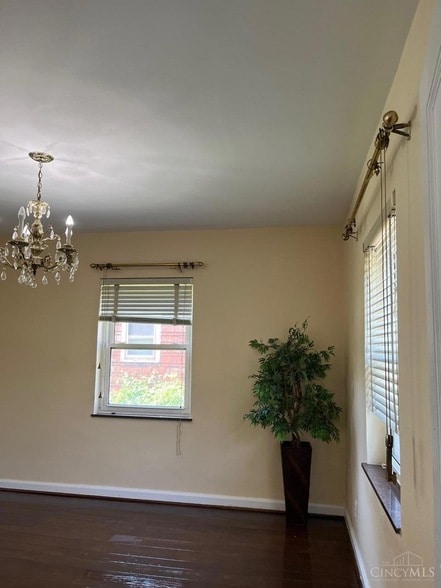 Building Photo - 10883 Reading Rd