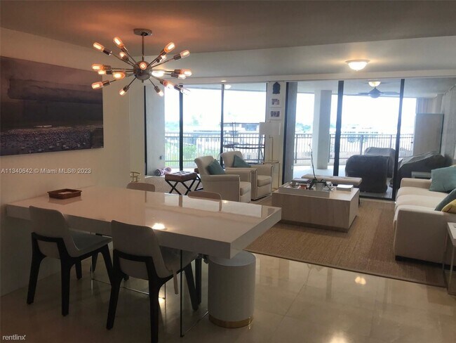 Foto del edificio - 3 br, 2 bath Condo - 2901 S Bayshore Dr Ap...