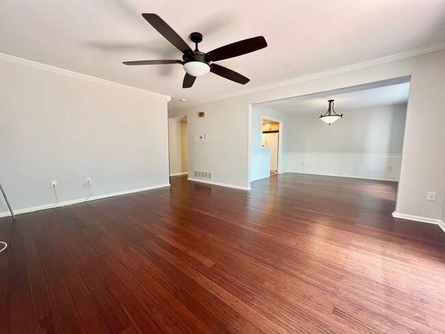 Building Photo - Langhorne 3 Bedroom Home