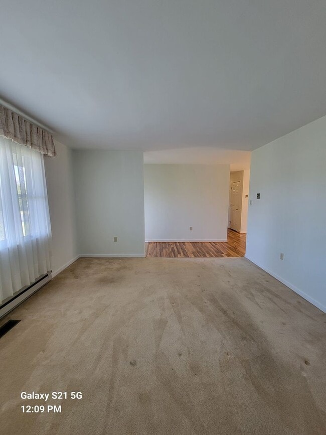 Building Photo - 11616 N Landis Ave