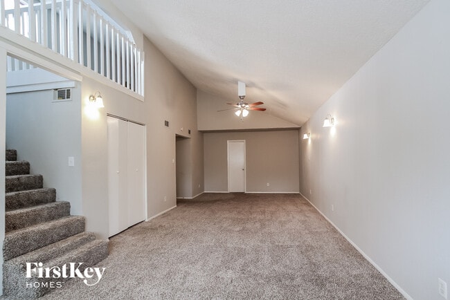 Building Photo - 17803 S Cypress Villas Dr