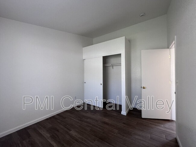 Building Photo - 1118 Cypress Hill Ln