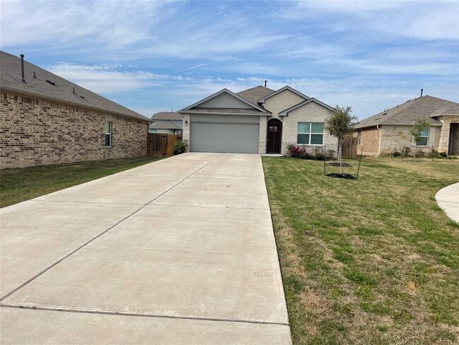 Foto del edificio - 317 Bremen St