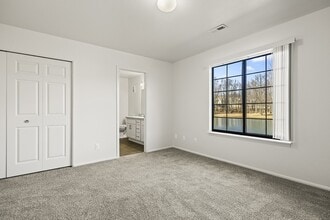 Building Photo - Tanglewood Apartments