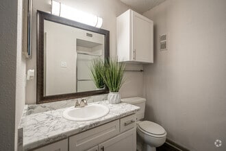 2BR, 2BA - 892SF - The Huxley at Medical Center