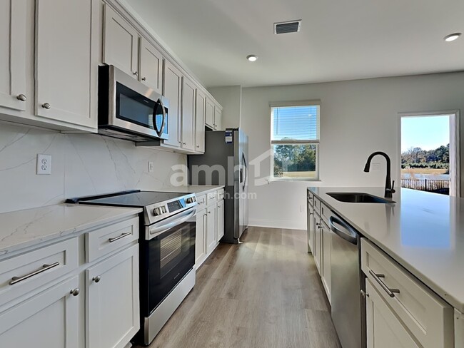 Building Photo - 168 Portside Pk Dr