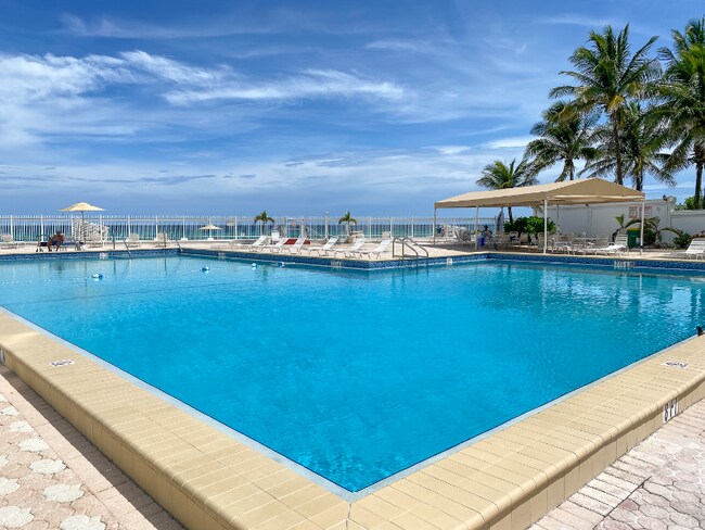 Foto del edificio - 3505 S Ocean Dr