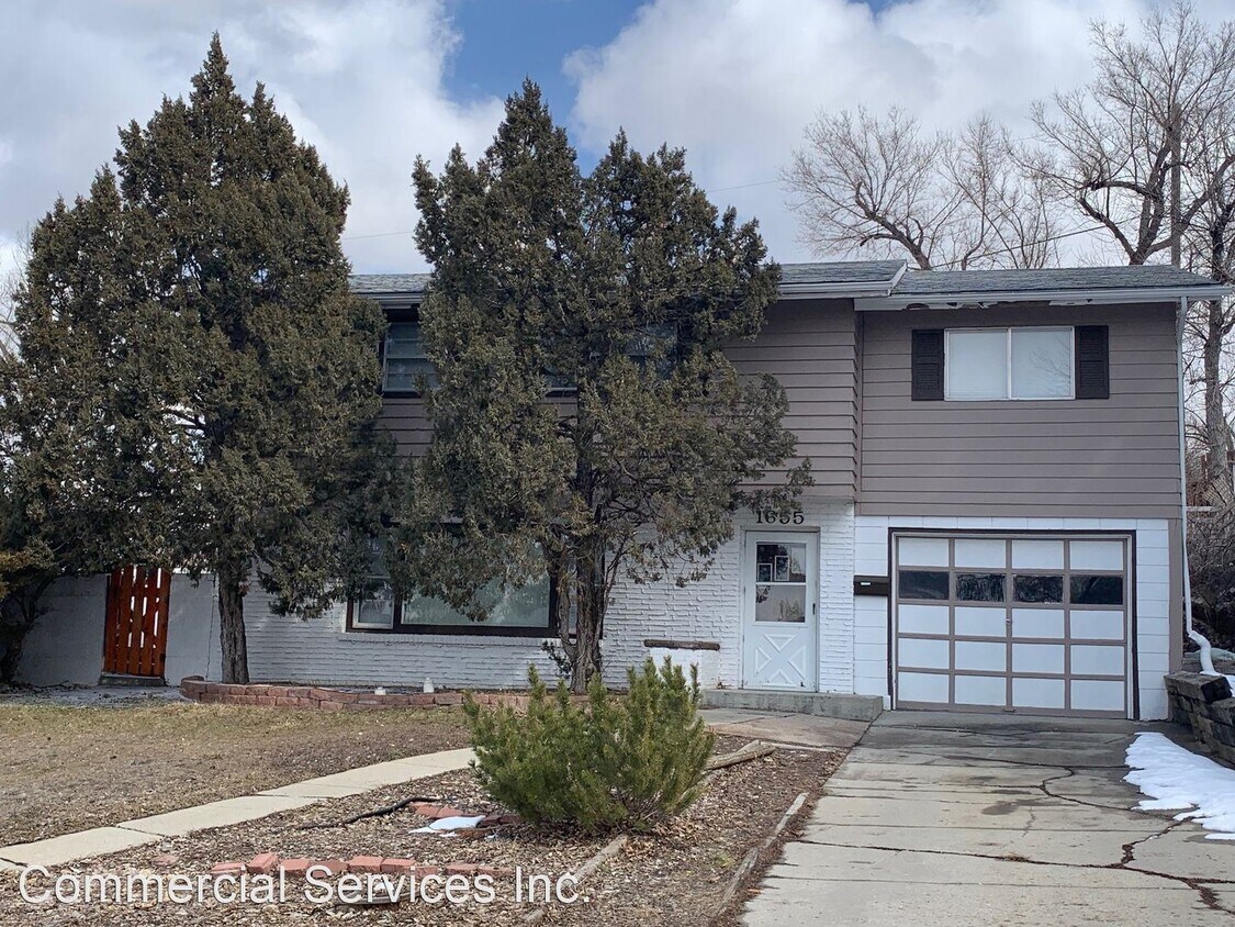 Primary Photo - 4 br, 1.5 bath House - 1655 S. Birch