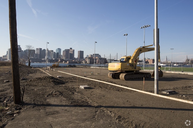 Building Photo - The Mark at DeNormandie Wharf