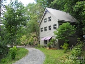 Building Photo - 2208 Blue Rock Rd