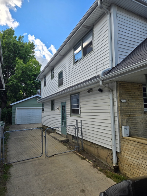 Building Photo - 2759 N 57th St