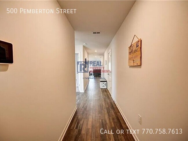 Building Photo - 500 Pemberton St