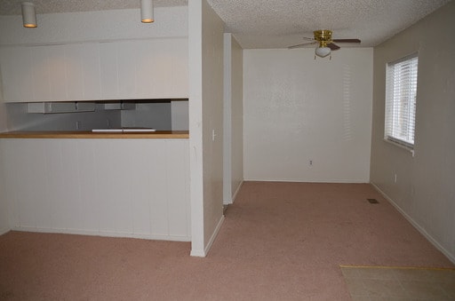 Building Photo - 800 Chowning Ave