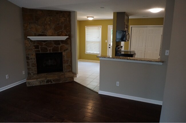 Foto del edificio - 13254 Dickens Ln