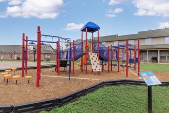 Building Photo - 9257 Somerset Rd