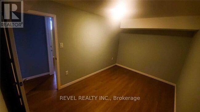 Building Photo - 81 Dombey Rd