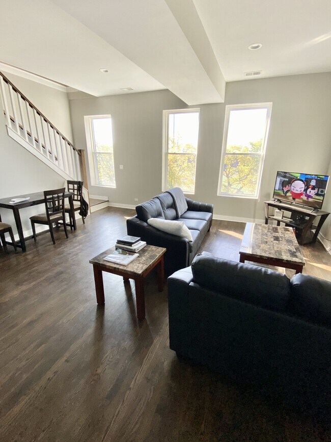 Foto del edificio - 1854 W 18th St