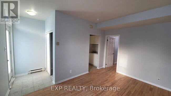 Photo du bâtiment - 187 Dalhousie St