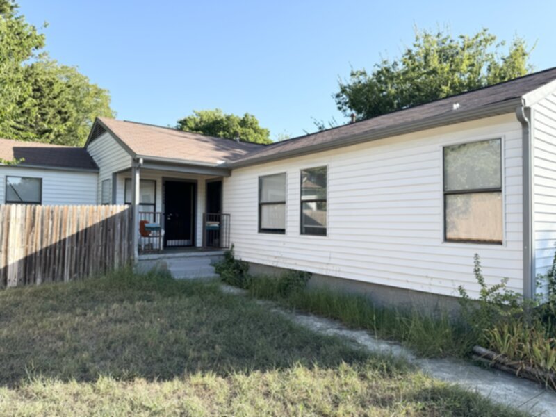 Primary Photo - ******1 BEDROOM DUPLEX****