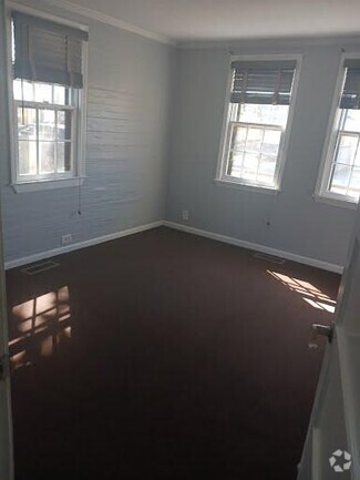 Building Photo - 2226 Delano St
