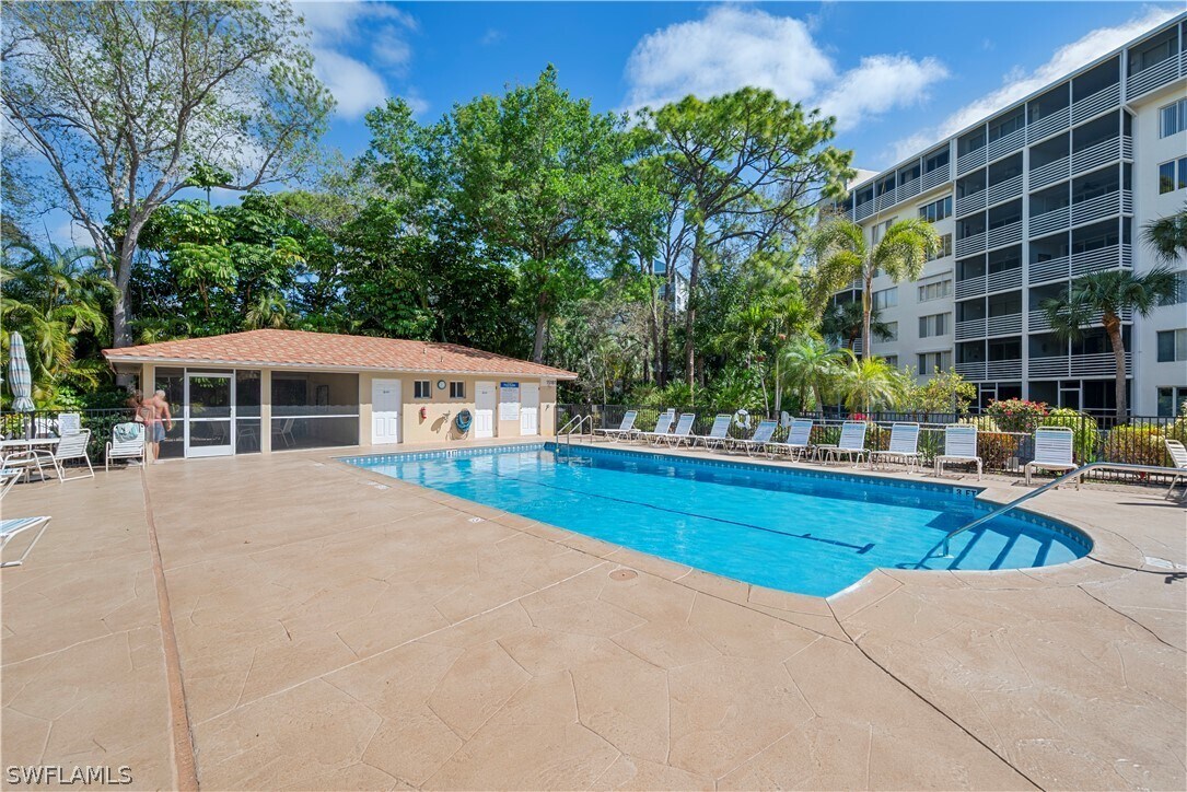 Foto del edificio - 15161 Cedarwood Ln