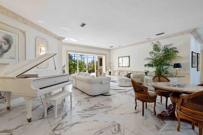 Building Photo - Luxury Golf Course Rental with private movie theater and ideal for entertaining large groups