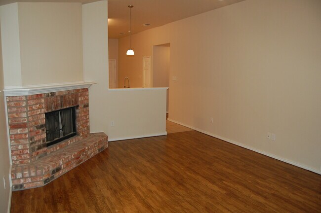 Foto del edificio - 3/2/2 in Frenship ISD