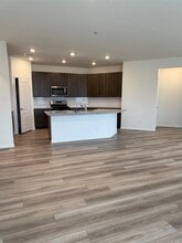 Building Photo - 4821 Vida Vis Dr