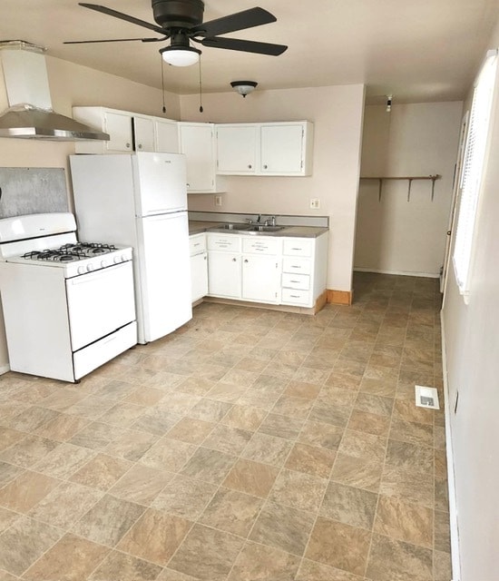 Building Photo - 1505 Holly Hill Dr