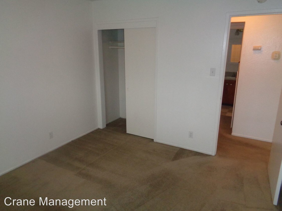 Foto principal - 885 Whipple Rd