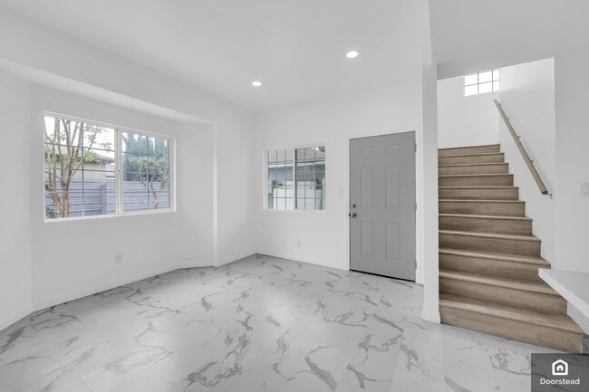 Building Photo - 6029 Del Amo Blvd