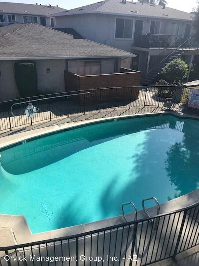 Foto del edificio - 158 N Sunnyvale Ave