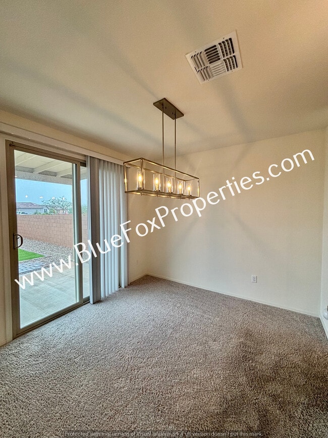 Building Photo - 8896 E Pantano Bluff Dr