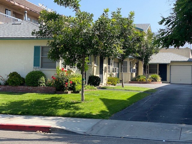 Curb Appeal - 636 S Lake St
