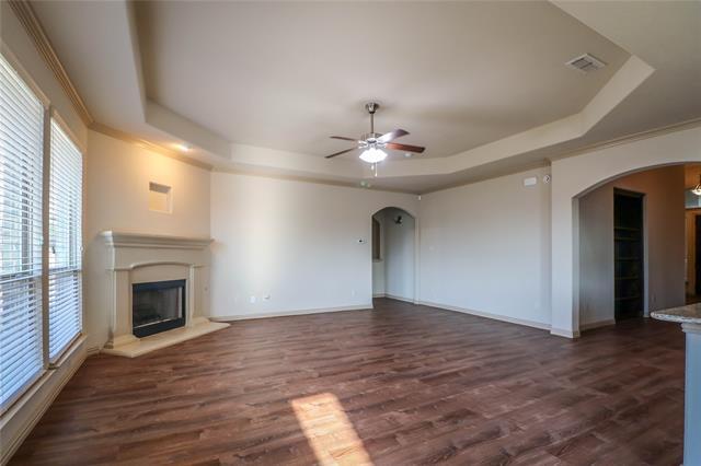 Building Photo - 6805 San Fernando Dr