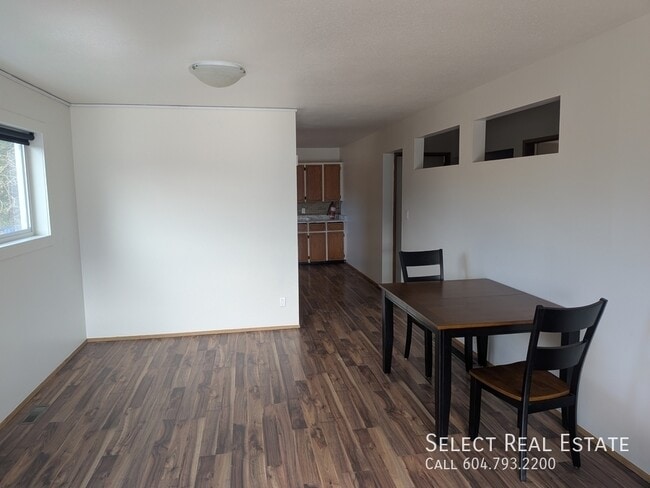 Building Photo - 46909 Yale Rd