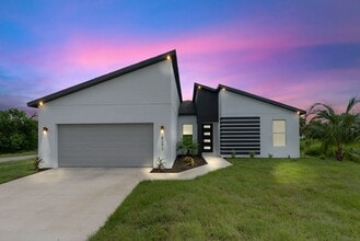 Building Photo - 8292 Givlic Ln