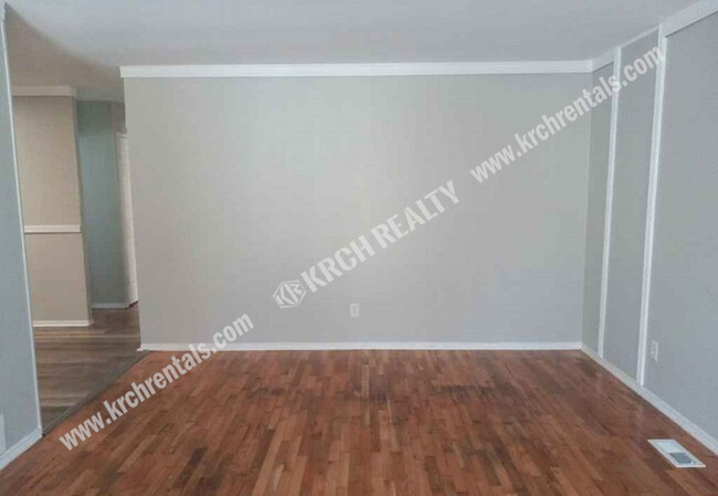 Building Photo - 3-Bedroom Home with Partially Finished Bas...