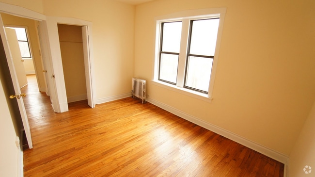 Building Photo - 1518 N Kedzie Ave